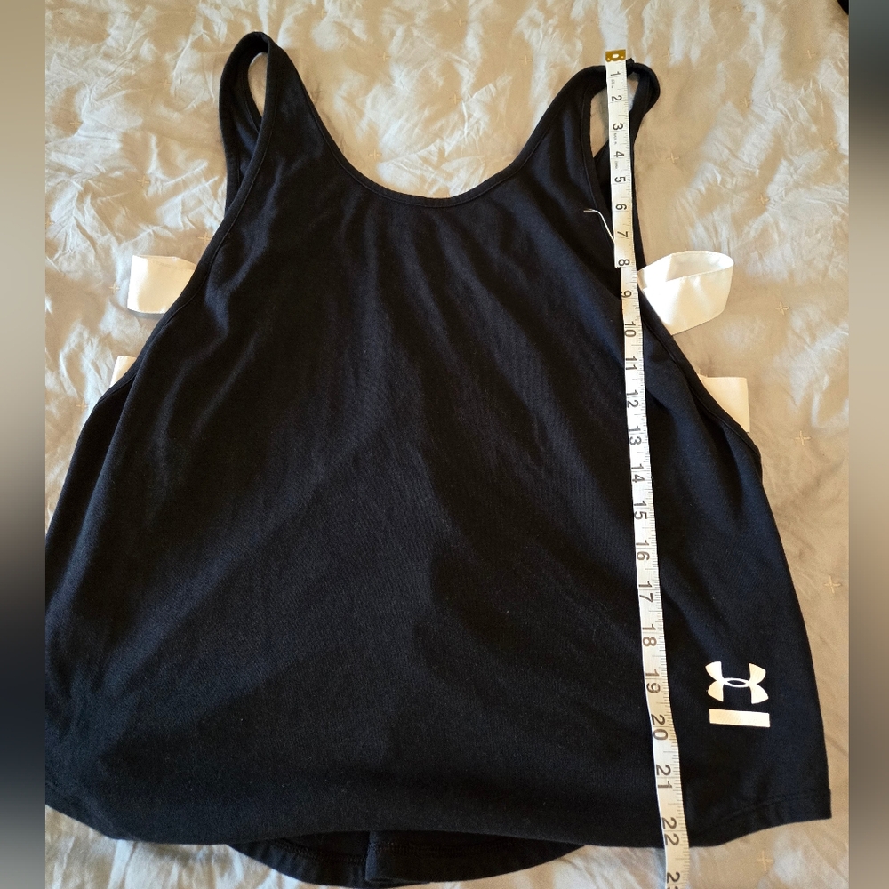 Under Armour Black And White Tank Top